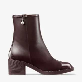 Adry Stiefeletten 60 Deep Merlot Lack-Nappaleder-Stiefeletten mit Perlenanhänger