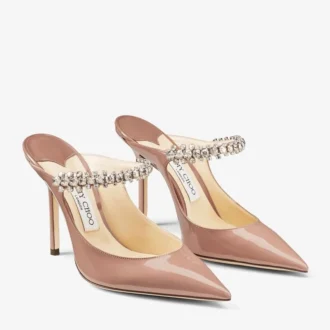 Bing 100 Mules aus Lackleder in Ballet Pink mit Kristallriemen