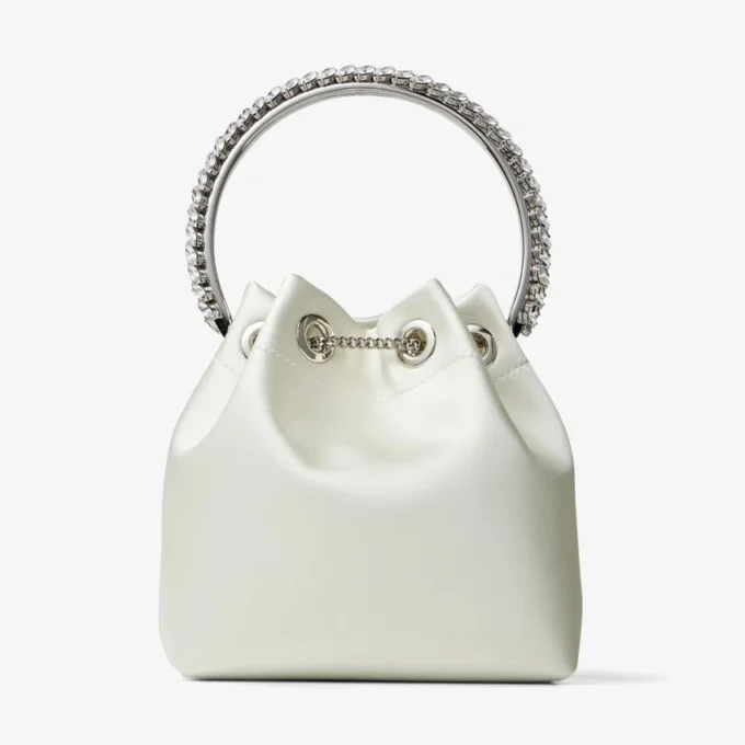 Bon Bon Tasche aus elfenbeinfarbenem Satin mit Kristallgriff