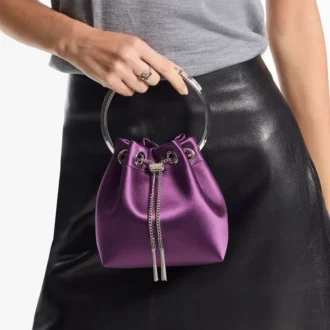 Bon Bon Winter Bloom Satin-Handtasche mit Metallarmband