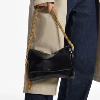 Callie Flap Schwarze Schultertasche aus glänzendem Biker-Leder