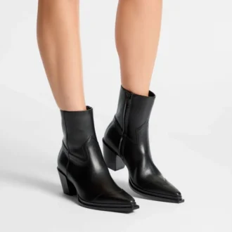 Cece Stiefeletten 60 Schwarze Stiefeletten aus weichem Vachetta-Leder