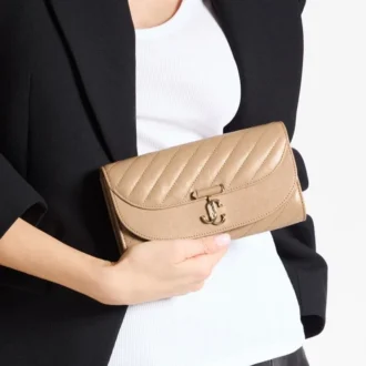 Curve-Geldbörse mit Kette Gesteppte Biker-Leder-Geldbörse mit Kette