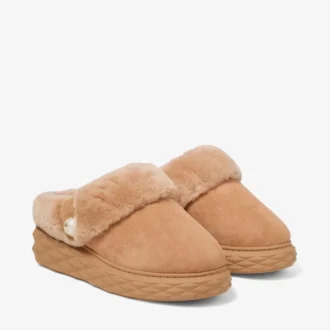 Diamond Maxi Mule F Mules aus toffeefarbenem Wildleder mit Lammfell