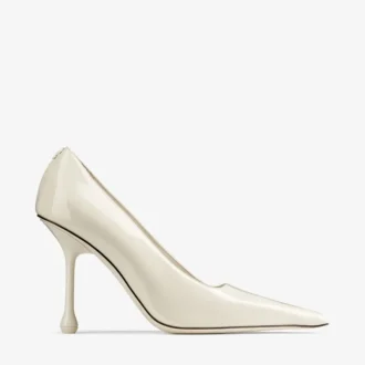 Ixia 95 Pumps aus Lackleder in Latte