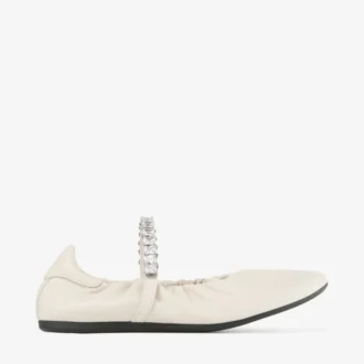 Jade Ballerina Latte Ballerinas aus weichem Nappaleder mit Kristallriemen