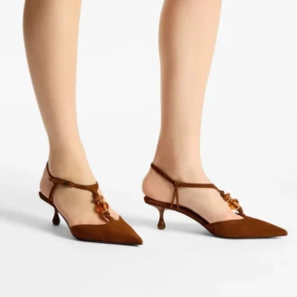 Lauri 50 Slingbacks aus hellbraunem Wildleder mit Perlen