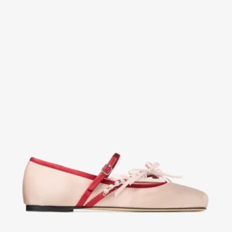 Loli Ballerina Macaron und rubinrote Satin-Ballerinas mit Satinschleifen