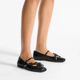 Loli Ballerina – Schwarze Ballerinas aus glänzendem Nappaleder mit Schleifen aus weichem Handschuhleder