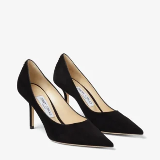 Love 85 Schwarze Pumps aus Wildleder mit spitzer Zehenpartie und JC-Emblem