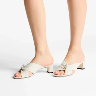 Rafi 45 Sandalen aus weichem Latte-Handschuhleder