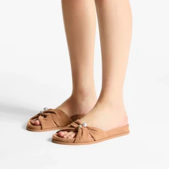 Rafi Flat Toffee-farbene flache Wildledersandalen