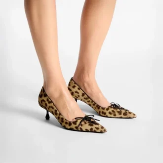 Scarlett 50 Pumps aus Ponyfell mit natürlichem Leopardenmuster