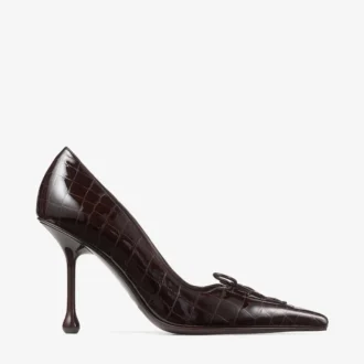 Scarlett 95 Sambuco Pumps aus glänzendem Leder mit Krokodilprägung