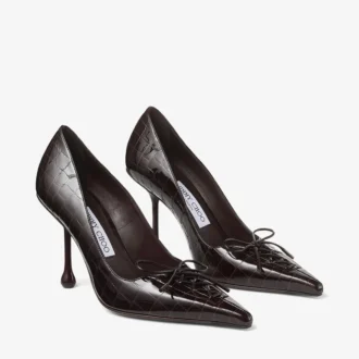 Scarlett 95 Sambuco Pumps aus glänzendem Leder mit Krokodilprägung