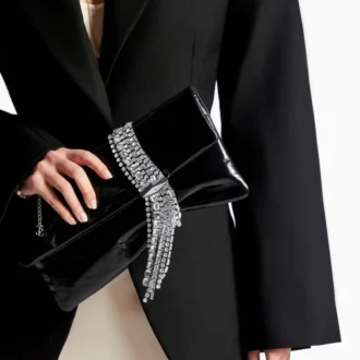 Zandra Clutch aus schwarzem Vintage-Metallic-Leder